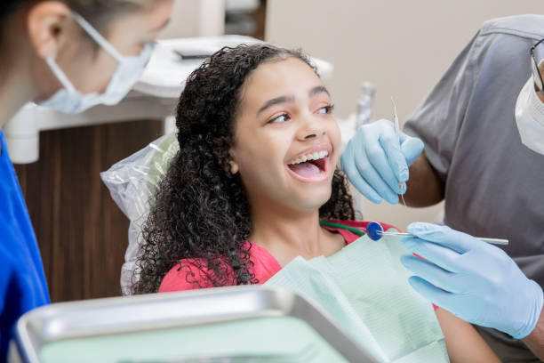 Best Emergency Root Canal Treatment in Lowellville, OH